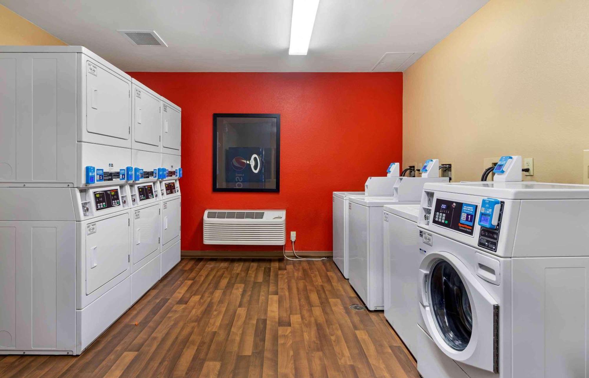 Extended Stay America Suites - Savannah - Midtown Eksteriør bilde